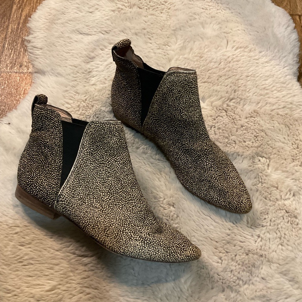 Madewell Nadine Chelsea Bootie 8.5 Calf Hair‎ Womens Shoes Boots Pull On Pointed